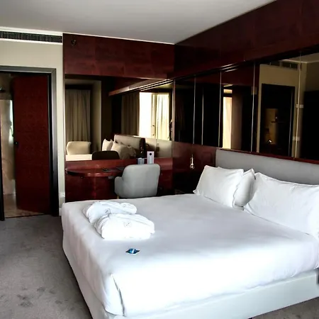 The Nicolaus فندق