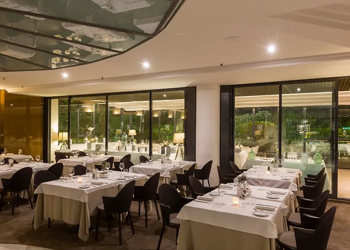 The Nicolaus 4* בארי