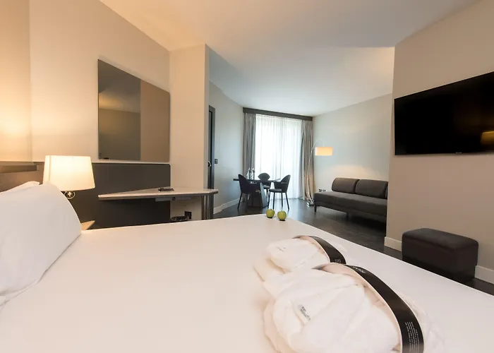 The Nicolaus בארי