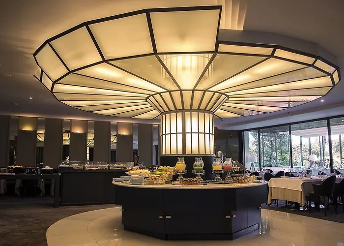 מלון The Nicolaus 4*