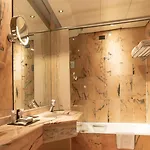 The Nicolaus 4* Bari