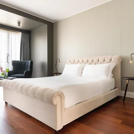 The Nicolaus Hotel Bari