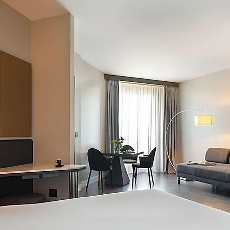 Hotell The Nicolaus Bari