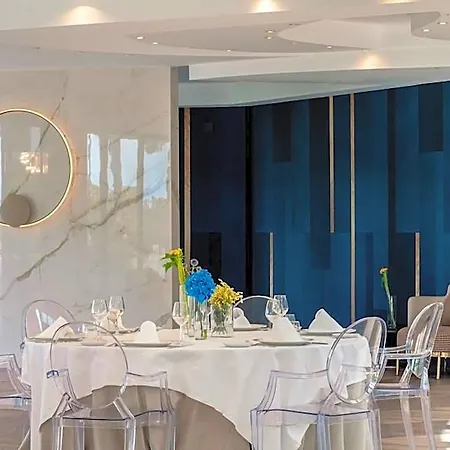 The Nicolaus Hotel