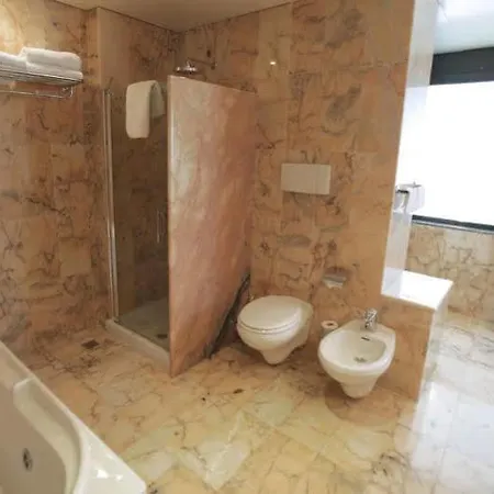 Hotell The Nicolaus 4*