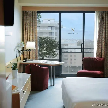 The Nicolaus 4*