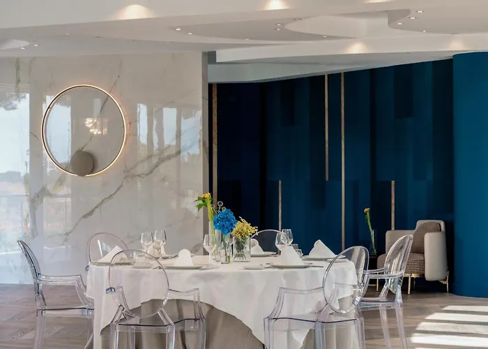 The Nicolaus Hotel