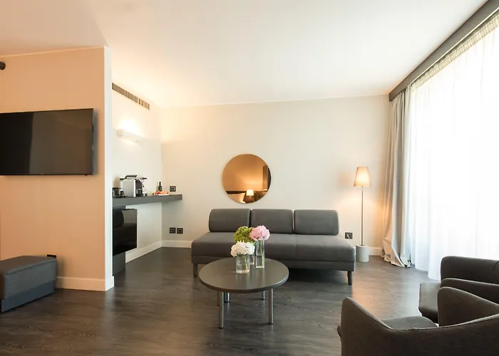 Hotel The Nicolaus Bari