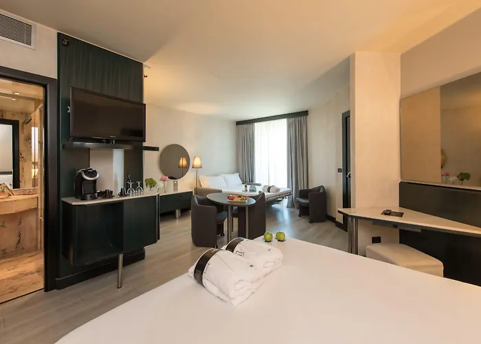 Hotel The Nicolaus 4*